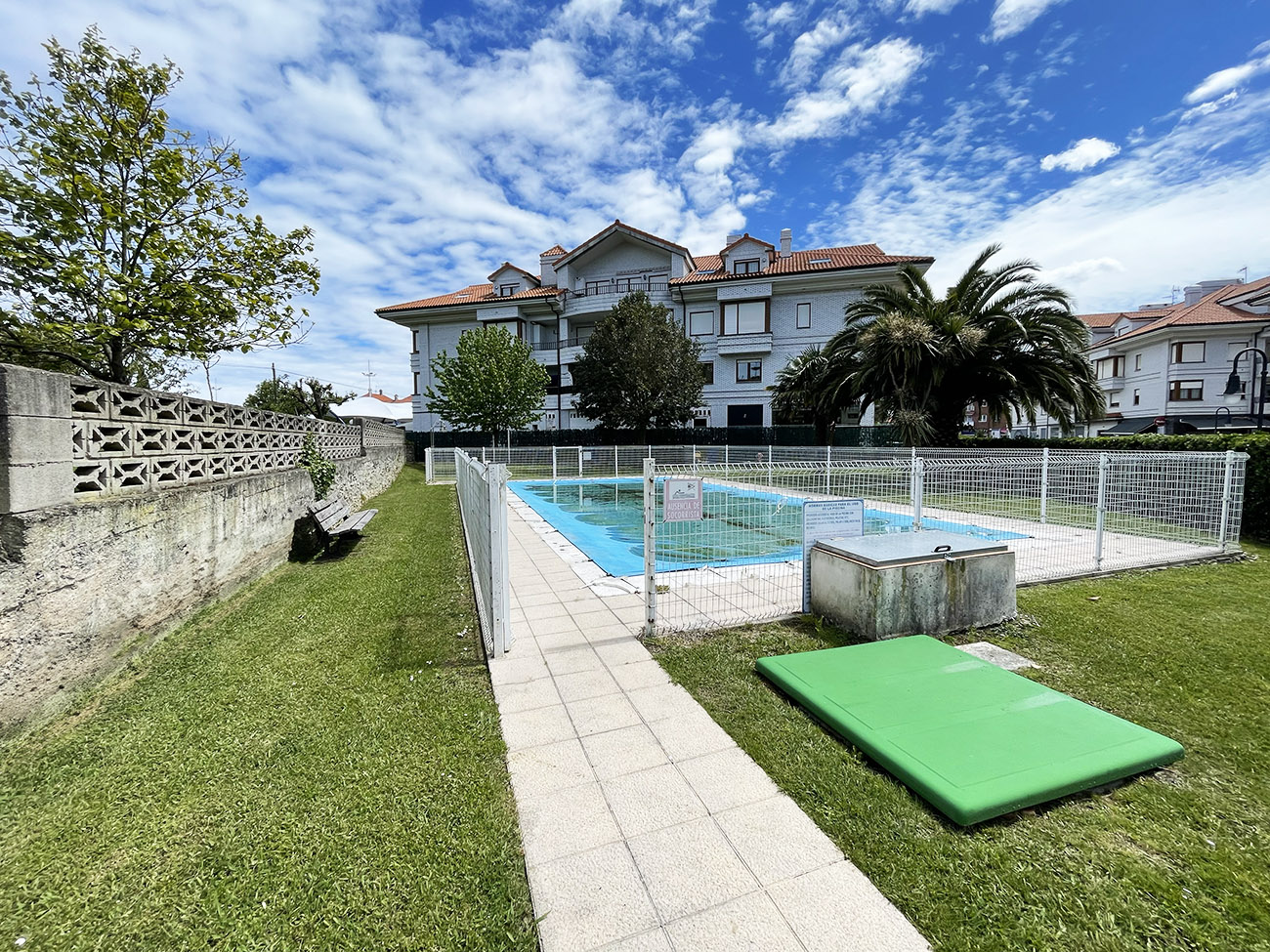 piscina Ajo