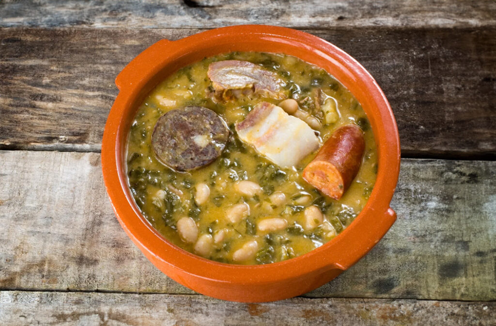 cocido-montanes